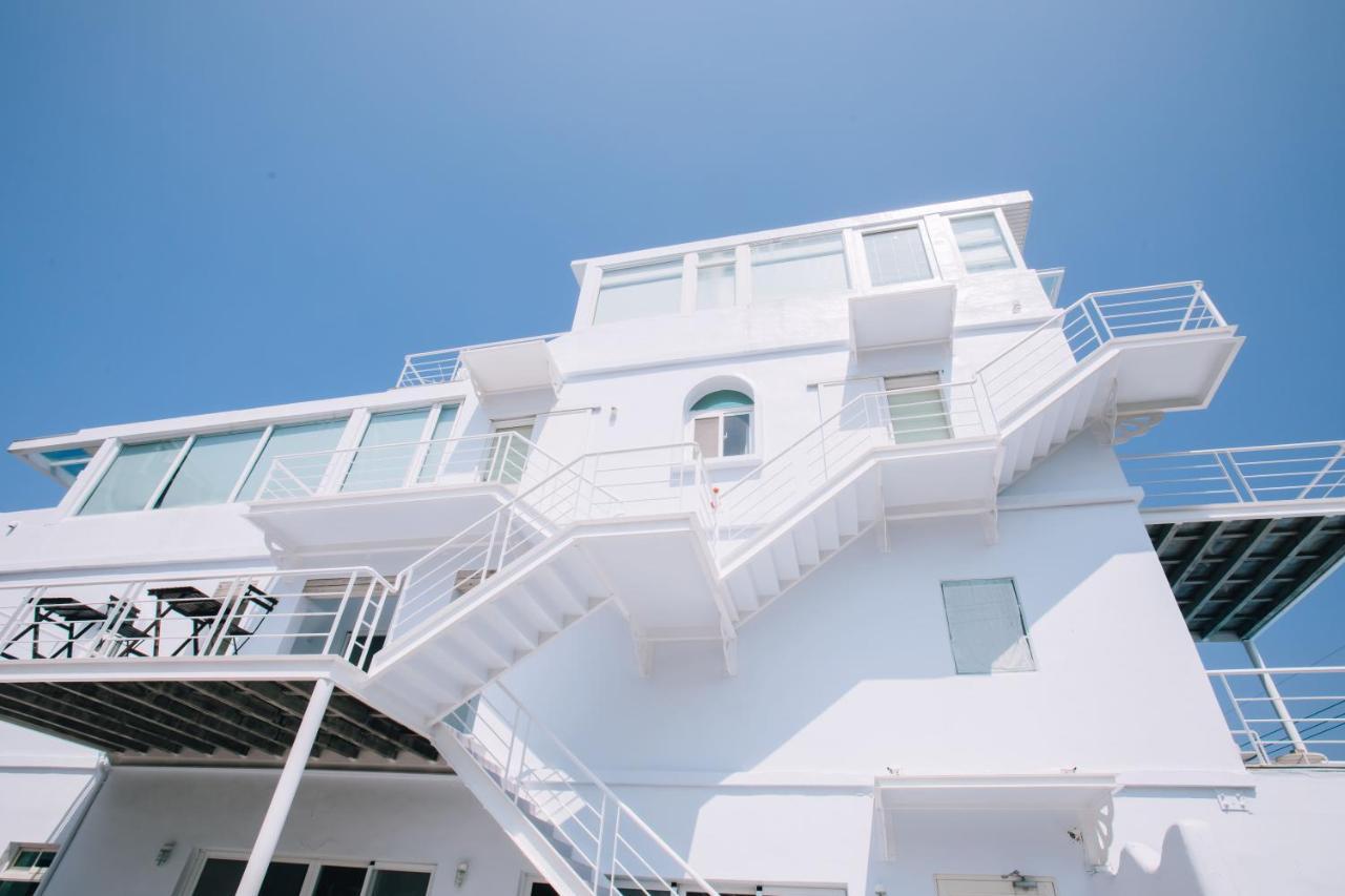 We Stay Inn Cape Eluanbi Exterior photo