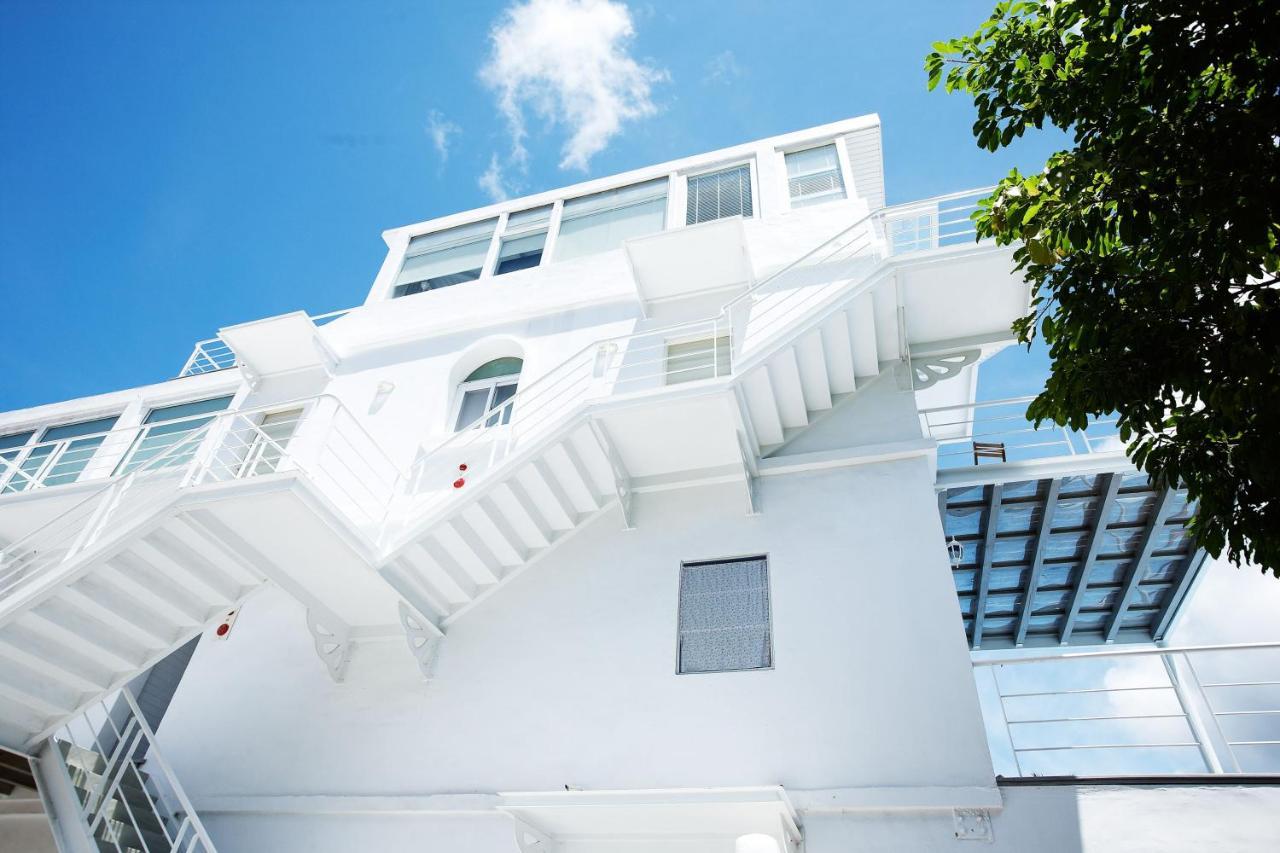 We Stay Inn Cape Eluanbi Exterior photo